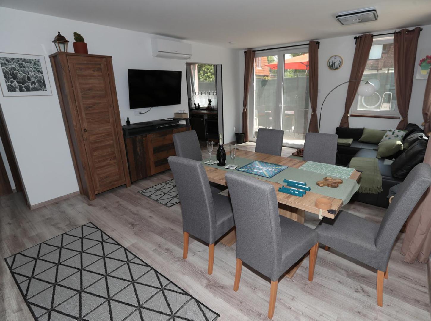 Four Flowers Apartman Siofok Bagian luar foto